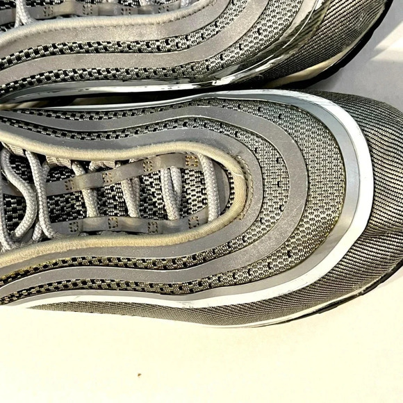 Nike Air Max 97 Ultra silver 17 Size Adult  9 tennis shoes sports, athletic - Picture 4 of 16